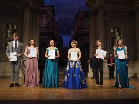 Vincitori del Concorso lirico Tullio Serafin 14 giugno 2021 Teatro Olimpico - foto COLORNOVA ARTIGIANA.jpg Vincitori del Concorso lirico Tullio Serafin 14 giugno 2021 Teatro Olimpico - foto COLORNOVA ARTIGIANA.jpg